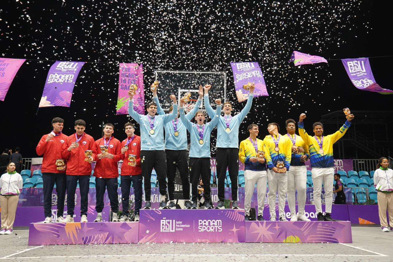 Oro Panamericano en los Juegos Panamericanos Junior de Asunción 2025.