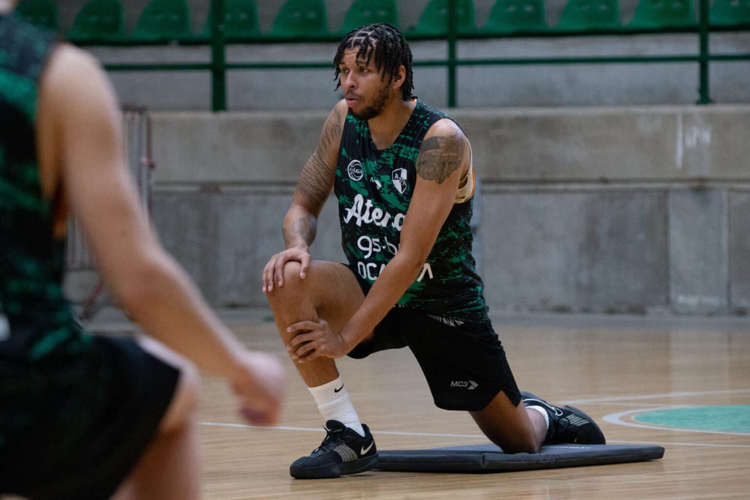 El alero Marc Loving ya entrenó en Atenas