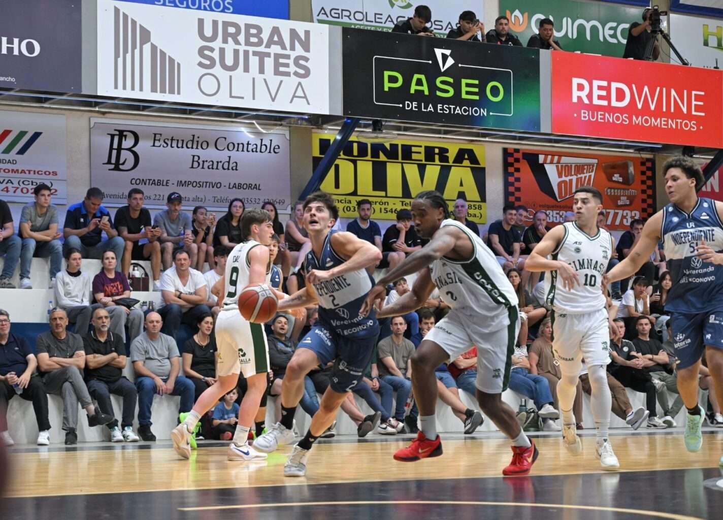 Francisco Corrqadini, la rompió, hizo el doble que le permitió a Independiente ponerse adelante al final y doble figura de puntos y rebotes