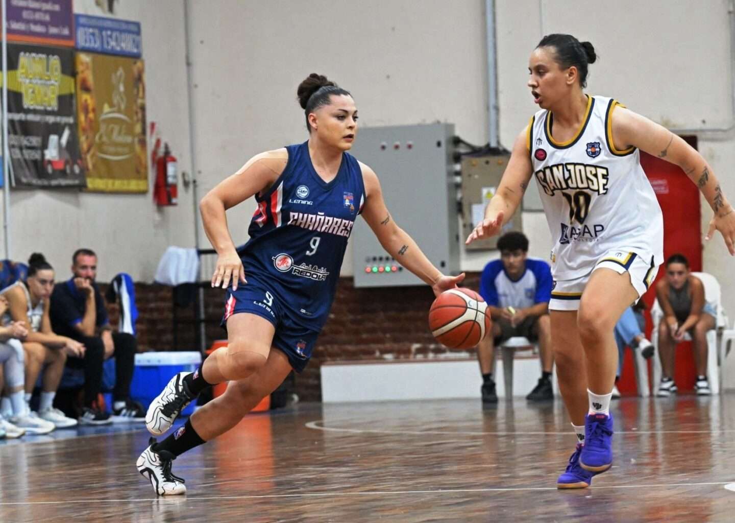 Stephanie Lucero anotó y fue la mas valiosa