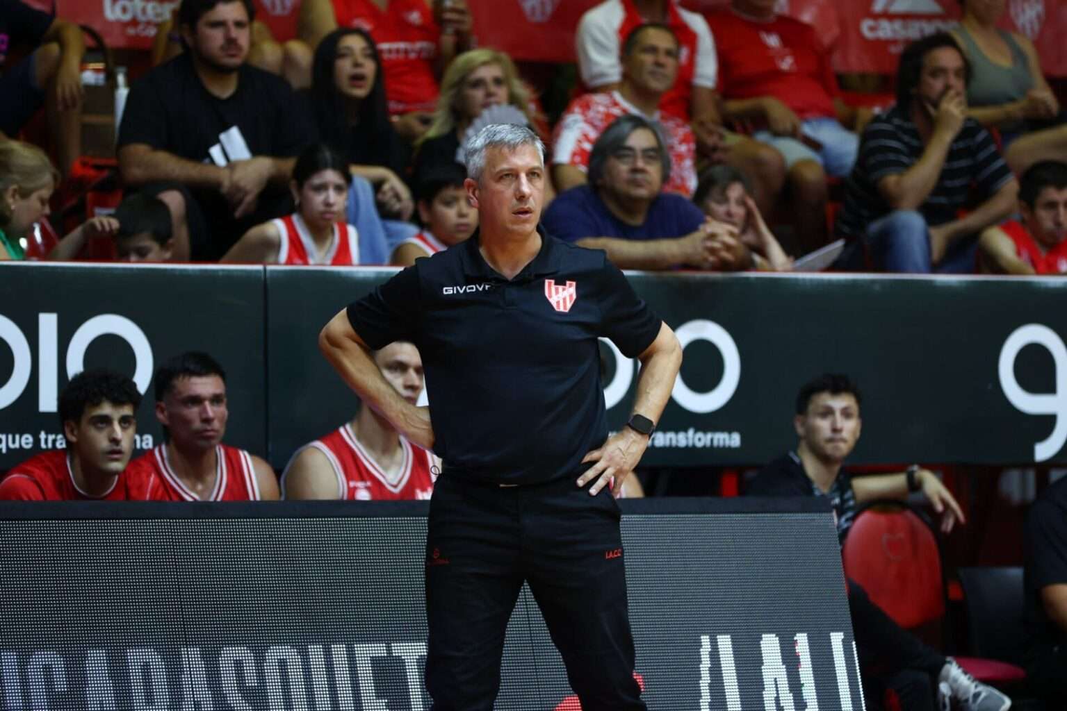 Sebastián González, dos ganados en BCLA